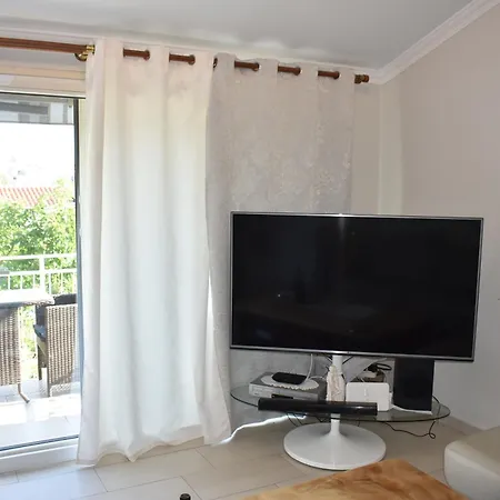 House Suzana Semesterbostad *