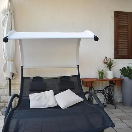 House Suzana Semesterbostad Pula