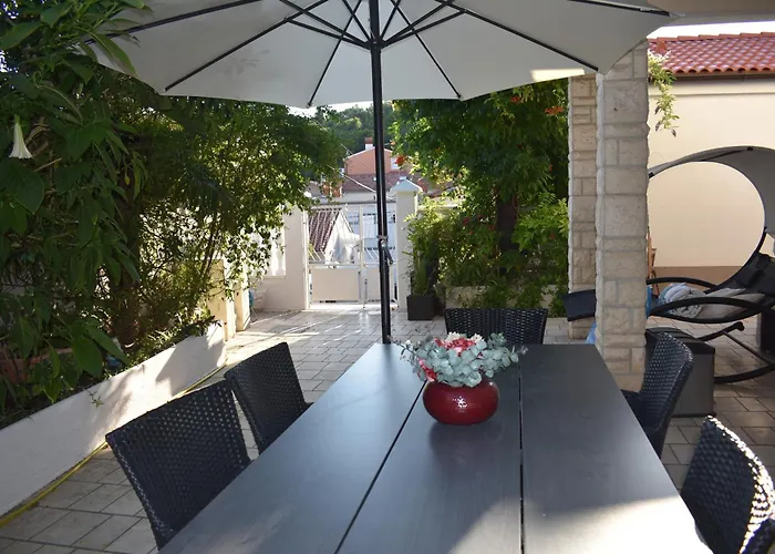 House Suzana Σπίτι διακοπών *