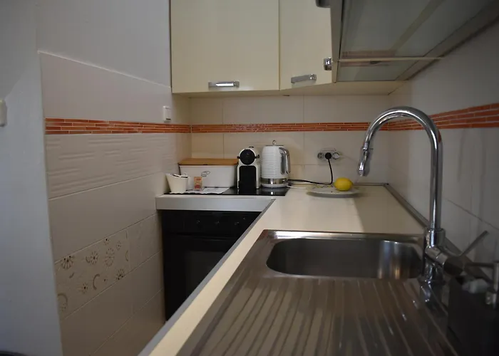 House Suzana Πούλα