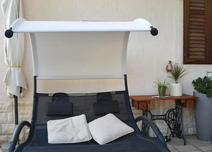 House Suzana Σπίτι διακοπών Πούλα